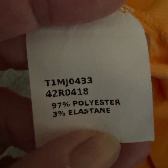 Set of 6 New ribbed tank tops size XL - Picture 3 of 5